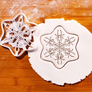 スパイダースノーフレーククッキーカッター：ゴシッククリスマスベーキング