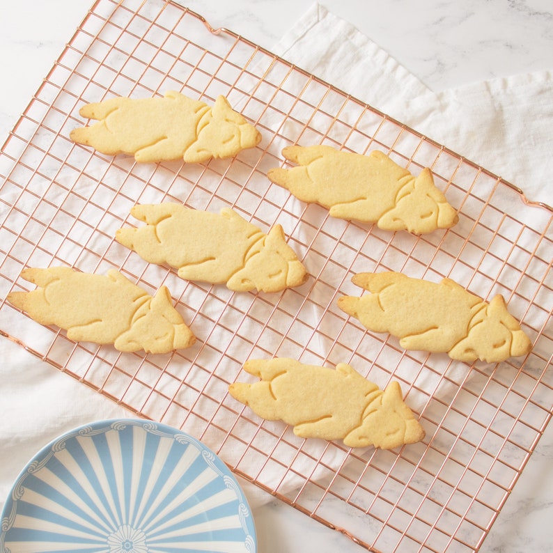 Corgi Butt cookie cutter cute fluffy Pembroke Welsh dog butts biscuit fondant clay cutter コーギー 코기 one of a kind ooak Bakerlogy image 7
