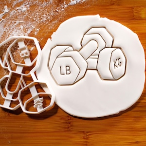 Emporte-pièce avec haltères - Faites des biscuits pour l'entraînement avec poids et haltères