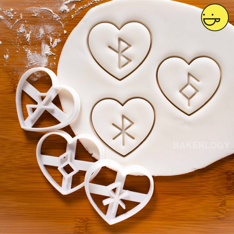 Nordic Rune Love cookie cutter Bakerlogy biscuit cutters Heart Celtic norse runes viking magic charm incantation galdr symbol healing PROMO Set: Get ALL 3