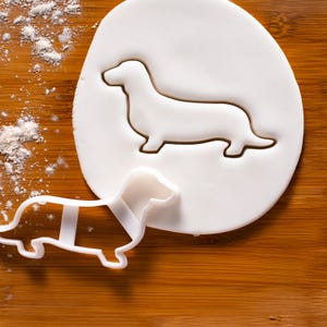 Dachshund Cookie Cutter - Short Haired Dog Treat Cutter