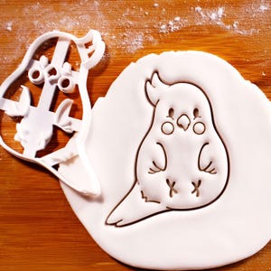 Cockatiel Cookie Cutter: Bird Lover Baking, Pet Party Theme