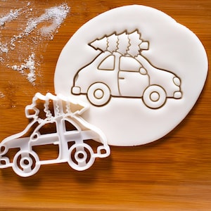Christmas Tree on Car Cookie Cutter: Festive Holiday Baking