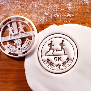 5K Run Medal Cookie Cutter: Race Day Celebration Bakes