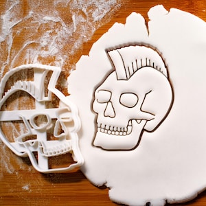 Punk Skull Cookie Cutter – Mohawk Design for Rock & Alternative Halloween Baking