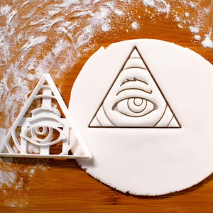 Eye of Providence Cookie Cutter – All-Seeing Eye Symbol Shape for Illuminati & Masonic Baking