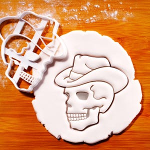 Cowboy Skull Cookie Cutter – Wild West Halloween Treats for Cowboy, Pirate, and Gothic Themes!