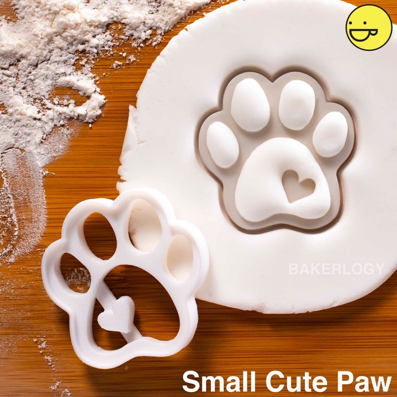 Cute Paw Prints cookie cutters biscuit cutter heart realistic paws print dog lover gifts dogs snacks foot prints feet footprint pup puppy Small Cute Paw