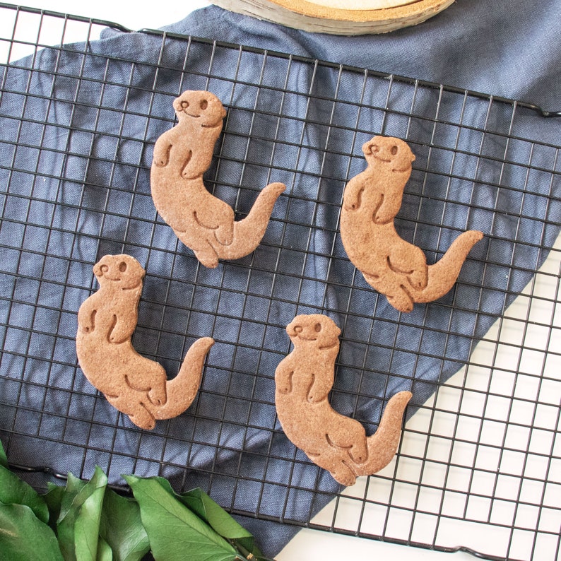 Sea Otter cookie cutter Otterly Cute happy otters theme river biscuit cutters kids party ideas kawauso marine mammals animals Bakerlogy image 2