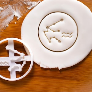 Aquarius Zodiac Cookie Cutter: Astrology Horoscope Star Sign Birthday Constellation Baking Tool