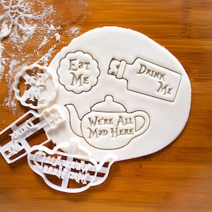 Alice i Underlandet Kakform – Ät mig, drick mig, tekanna, Hattmakarfest