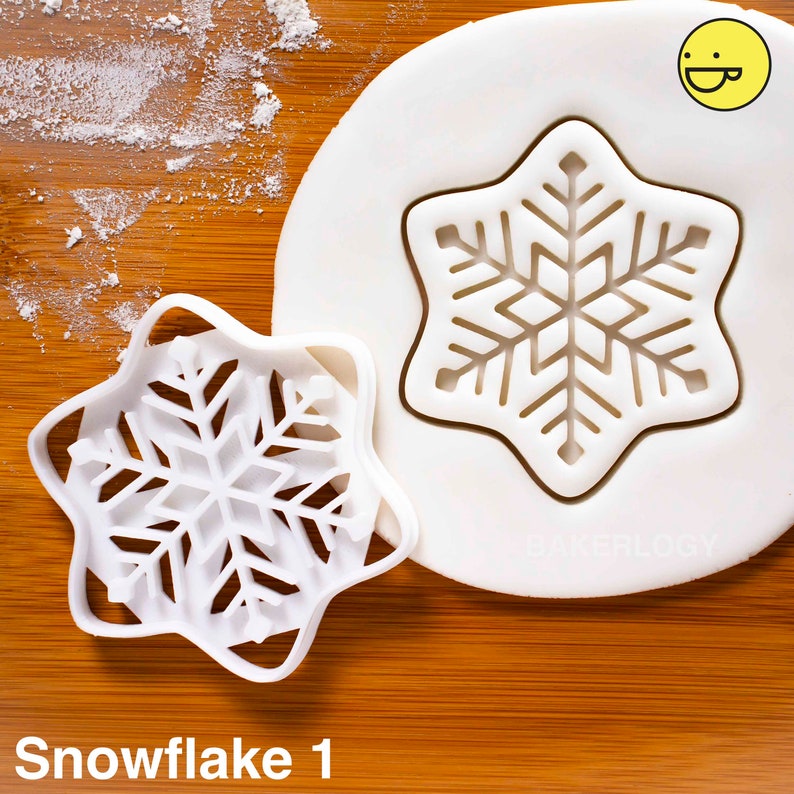 Snowflake cookie cutter ice crystal biscuit cutters neige 下雪 강설 Schnee frozen snow flake facets fractal art flakes one of a kind ooak Snowflake 1