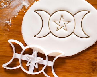 Triple Goddess cookie cutter | Bakerlogy biscuits cutters neopagan star moon deity celtic wicca Wiccan pagan Maiden Mother Crone female