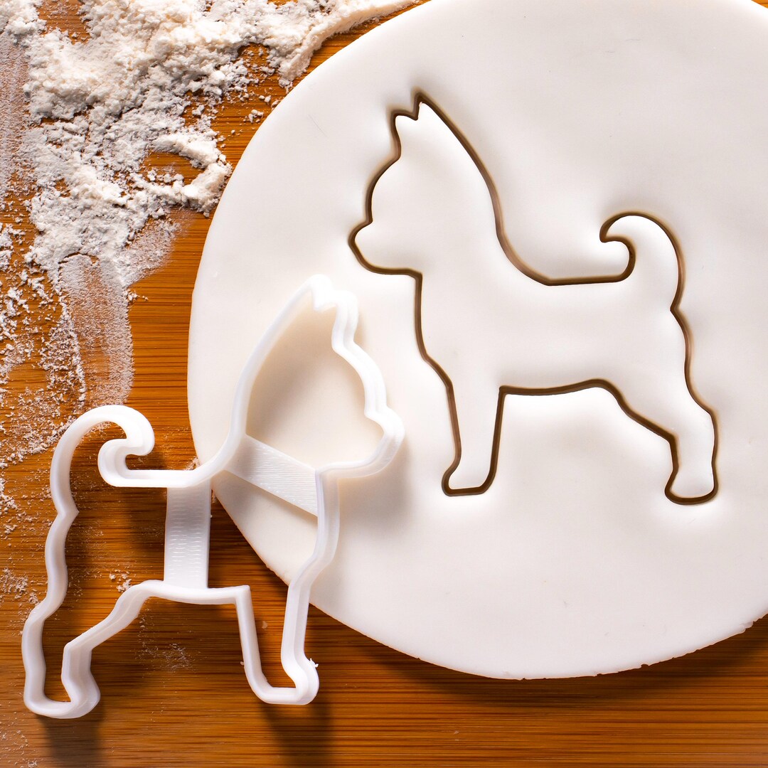 Chihuahua Cookie Cutter (full-body): Dog Treat Baking Mold