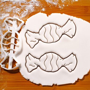 Candy Wrapper Cookie Cutter – Sweet Treat Shape for Birthday & Carnival Baking