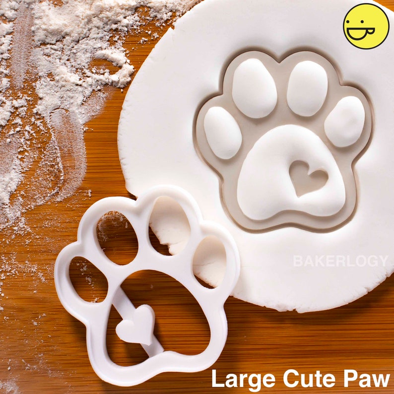 paw prints cookie cutters biscuit cutter heart realistic paws print dog lover gifts dogs cat snacks foot prints feet footprint pup puppy Large Cute Paw