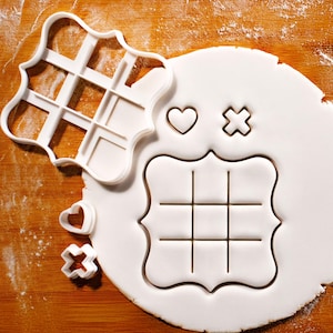 Tic Tac Toe Cookie Cutter Set: Heart & Cross Valentine's Day Baking