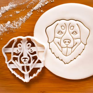 Bernese Mountain Dog Face cookie cutter - Bake cute dog treats for Sennenhund doggy party