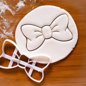 Bow Cookie Cutter – Ribbon Shape for Birthday, Baby Shower & Girly Party Baking