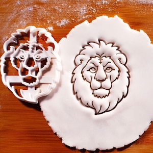 Lion Face Cookie Cutter: Safari Wildlife Animal Theme Baking