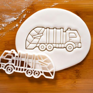 Foremka do ciastek w kształcie śmieciarki – impreza urodzinowa w stylu śmieciarki