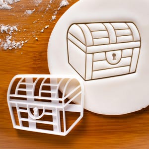 à l'emporte-pièce Coffre au trésor | Jeu de biscuits pour baby shower sur la plage nautique, jeu d'idées pour la fête d'anniversaire d'enfants, chasse au trésor, jeux de coffres de pirates