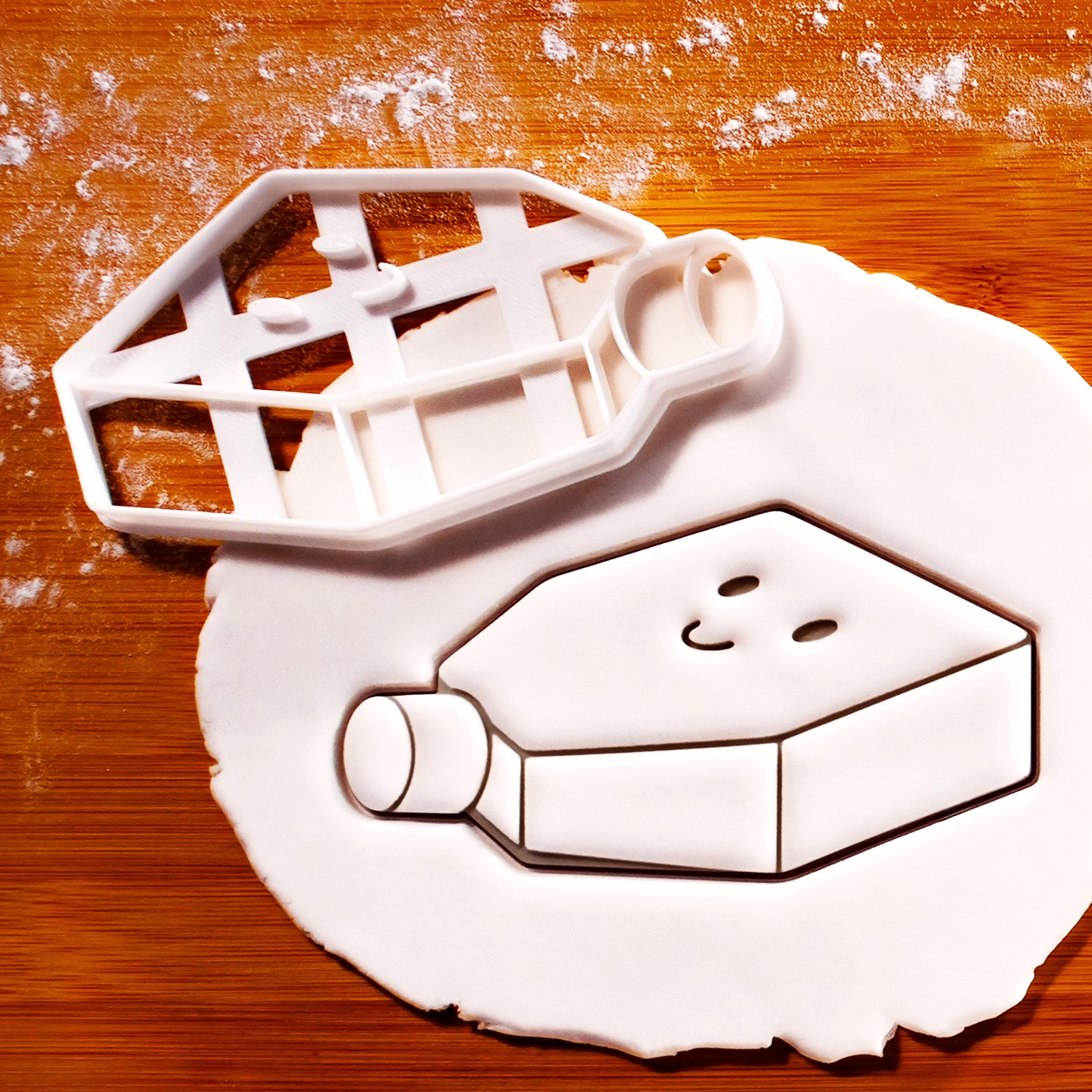 Cute Cell Culture Flask Cookie Cutter – Perfect for Scientists, Biomedical Graduations & Laboratory Events