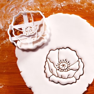 Poppy Flower Cookie Cutter: Floral Baking, Remembrance Day