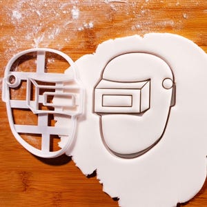Welding Helmet Cookie Cutter – Tradesman Father's Day Gift