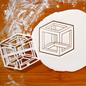 Molde para galletas Cubo Imposible - Hornea dulces matemáticos para una fiesta de matemáticas
