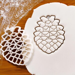 Monterey Pine Cone Cookie Cutter: Festive Winter Christmas Mold