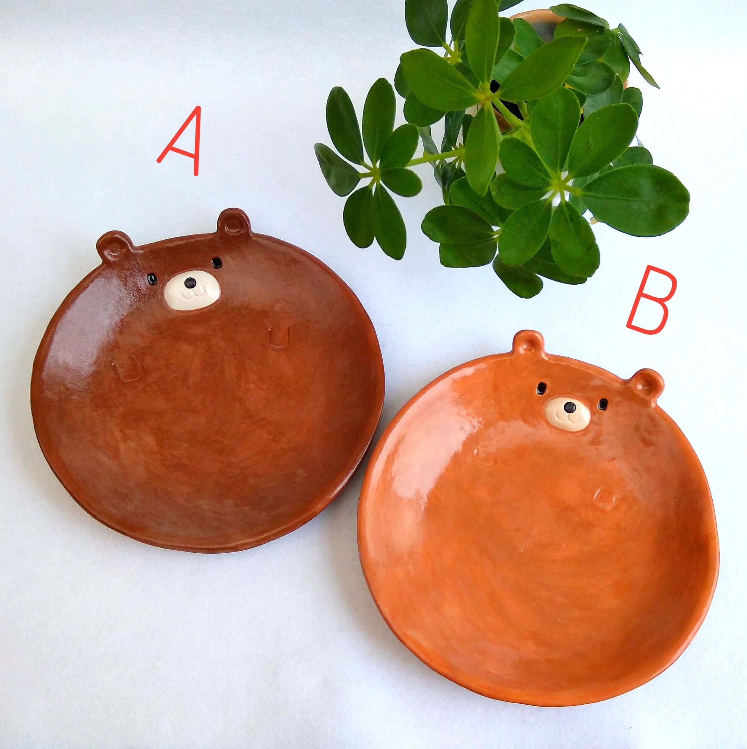 矢板さんのクマとリスの形状の陶器製プレート （【楽天市場