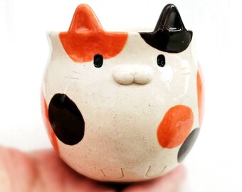 Calico cat mug Japanese handmade pottery Cat lovers gift