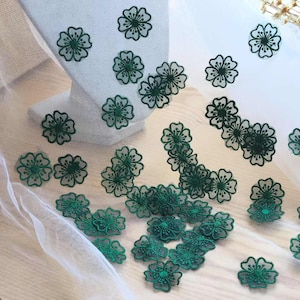 50 apliques de encaje de flores de organza verde, parches bordados (1,1 pulgadas) X0389 Vestido de novia de gasa de tul velo de novia de encaje de boda
