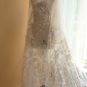Ivory tulle Gold and silver embroidery Floral Lace Fabric Tulle Fabric Wedding Dress Costume Fabric Crocheted Gown 43&#39;&#39; Wide X0310