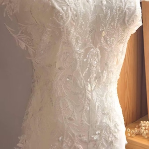 アイボリービーズ3Dレースアップリケ、花柄刺繍パッチ（50 x 30 cm）X0387チュールガーゼブライダルガウンウェディングレースブライダルベール