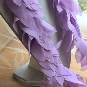 Pizzo di alta qualità con fiori di chiffon multicolore, per scarpe fai da te, cappelli, accessori da sposa, pizzo da 2 metri B076