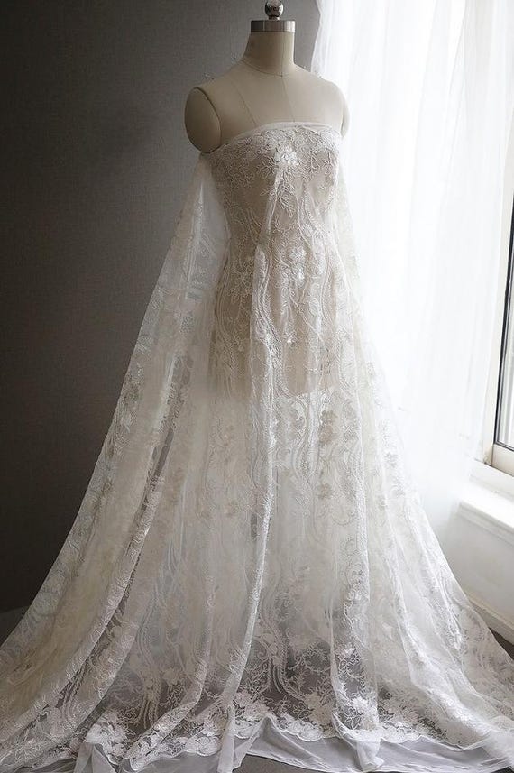 alencon lace wedding dress Off White 3D Floral Fabric, Gown Tulle X0406 Tulle Gauze Bridal Gown Wedding Lace Bridal veil 55 Wholesale acceptable Straight Strapless Alencon Lace Wedding