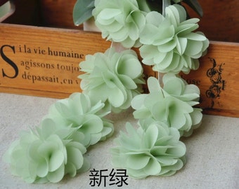 Hochwertige Grüne Blumen Spitzenbesatz DIY Zubehör 14 Stück B0133