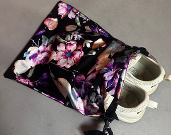 Eco-Friendly Fabric Drawstring Bag: Reusable Gift Pouch, Handmade Scrap Storage, Lined Multipurpose Sack