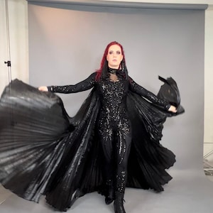 Pleated Maxi Cape Skirt: Versatile Costume Accessory