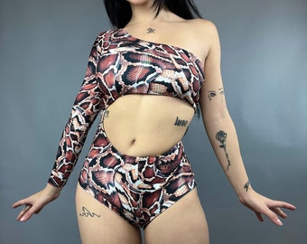 Futuristic Gymnast Leotard: Exotic Dance Costume for Circus, Pole, & Performance Wear