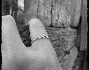 Little finger ring in 925/1000 solid silver and 3 transparent zirconium oxides set