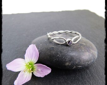 Fine braided ring in sterling silver and gemstone set - engagement ring
