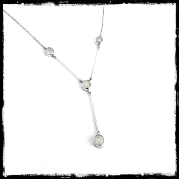 Collier long et fin style rétro vintage en argent massif 925 et pierres de lune