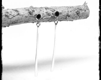 Long and articulated earrings in 925 silver and black enamels- contemporary designer jewelery