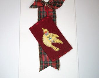 Handmade Upcycled Greeting Card: Woven Bird Pocket, Vintage Lace