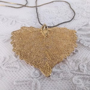 Gold leaf necklace, made from a real leaf! Vintage leaf pendant with an extra long chain