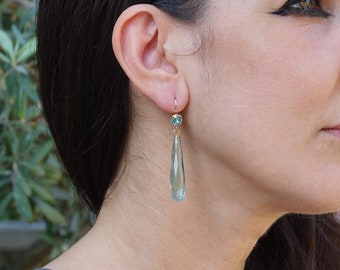 Dangling earrings, gold, adorned with green quartz and green Austrian crystal, Green Tears earrings