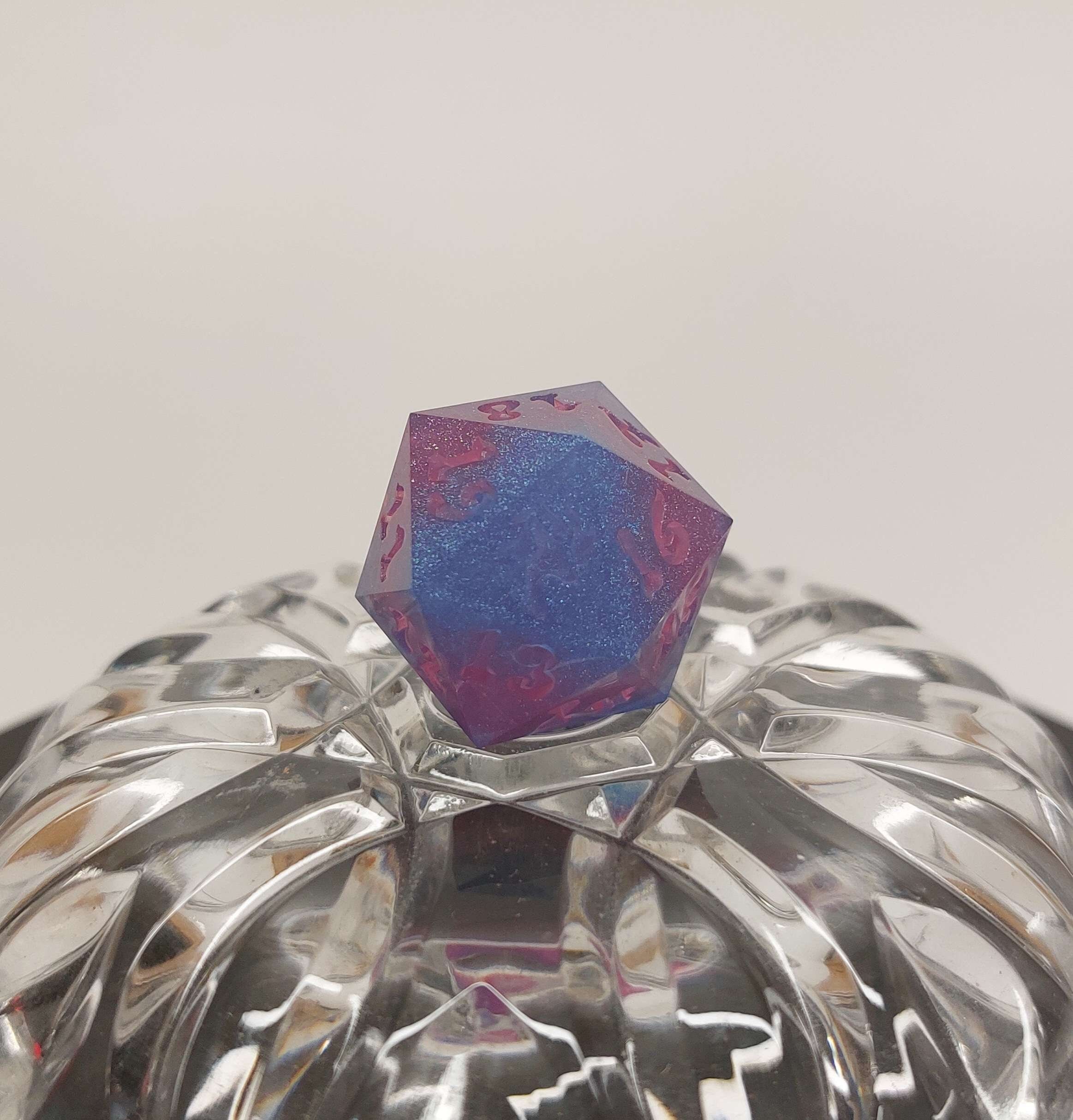 Raw spindown D20 pink and blue